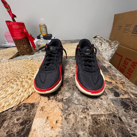 Jordan Tatum’s 1 Zoo - Picture 5 of 5